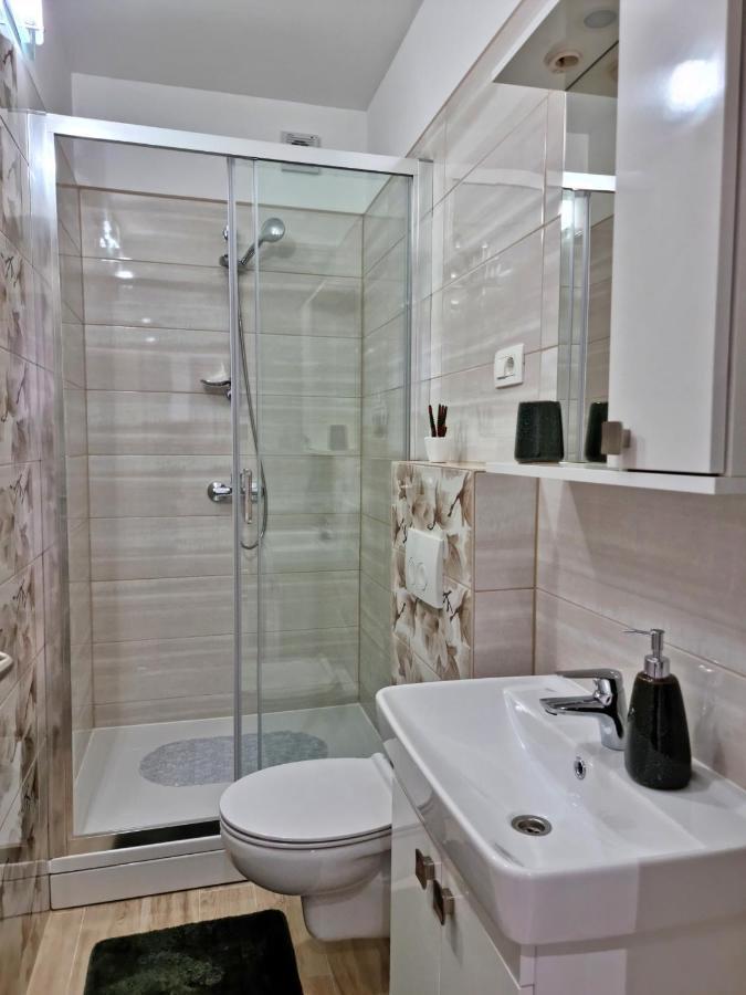 Apartment Hana Omiš Esterno foto